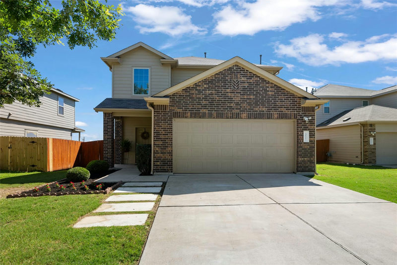 10117 Crescendo Ln — exterior