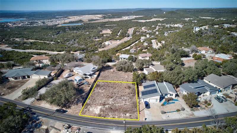 8406 BAR K RANCH Rd — exterior