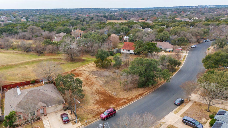 5609 Kayview Dr — exterior