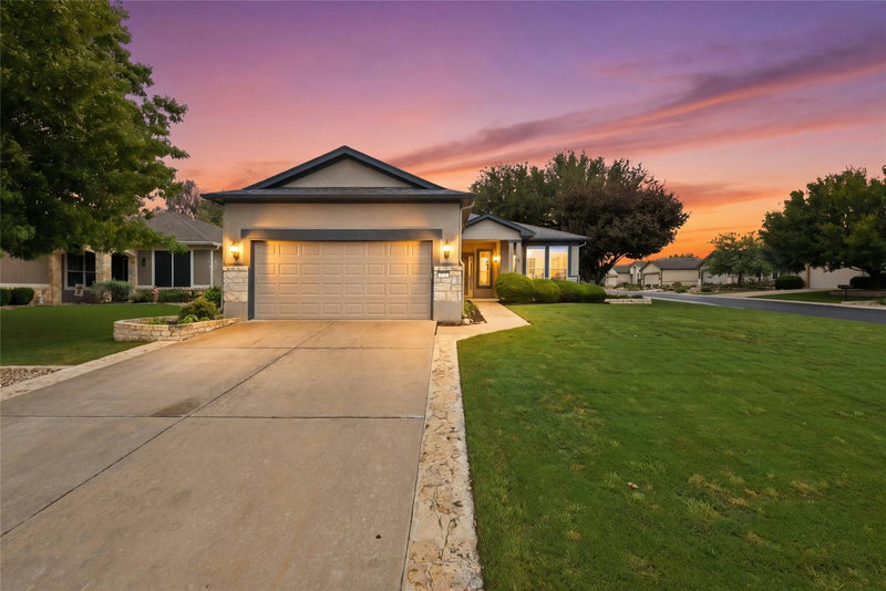 202 Palmetto Dr — exterior
