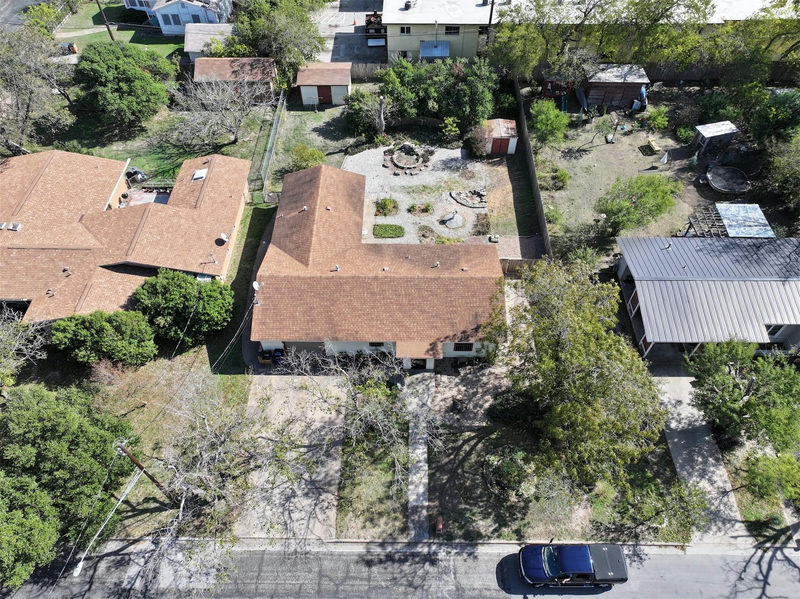 7913 Tisdale Dr — exterior