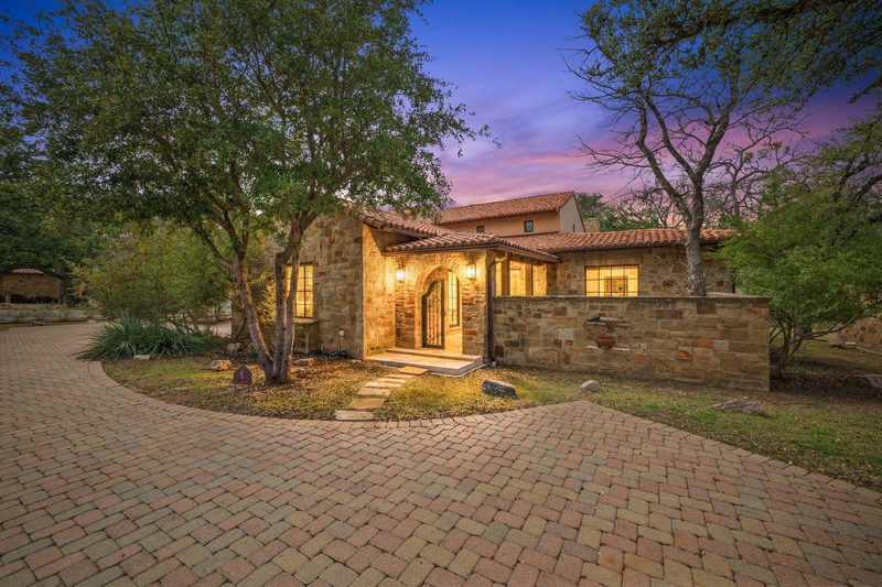 145 La Serena Loop — exterior