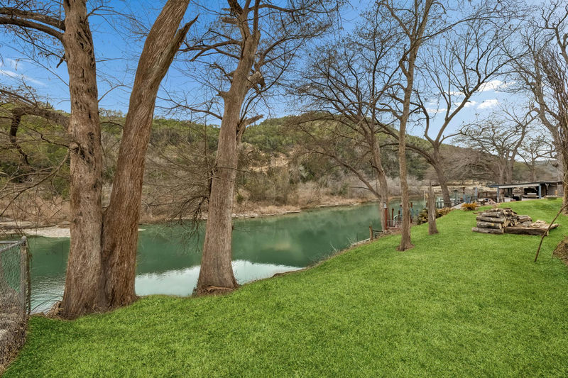 0 River Run — exterior