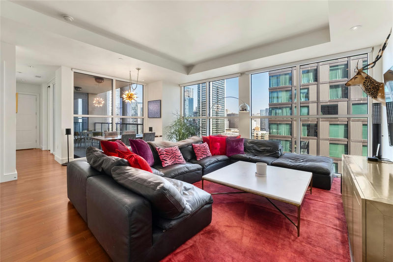 98 San Jacinto Blvd #2203 — exterior