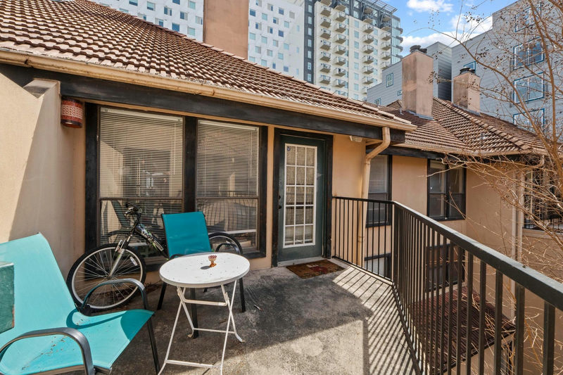 2110 Rio Grande St #303 — exterior