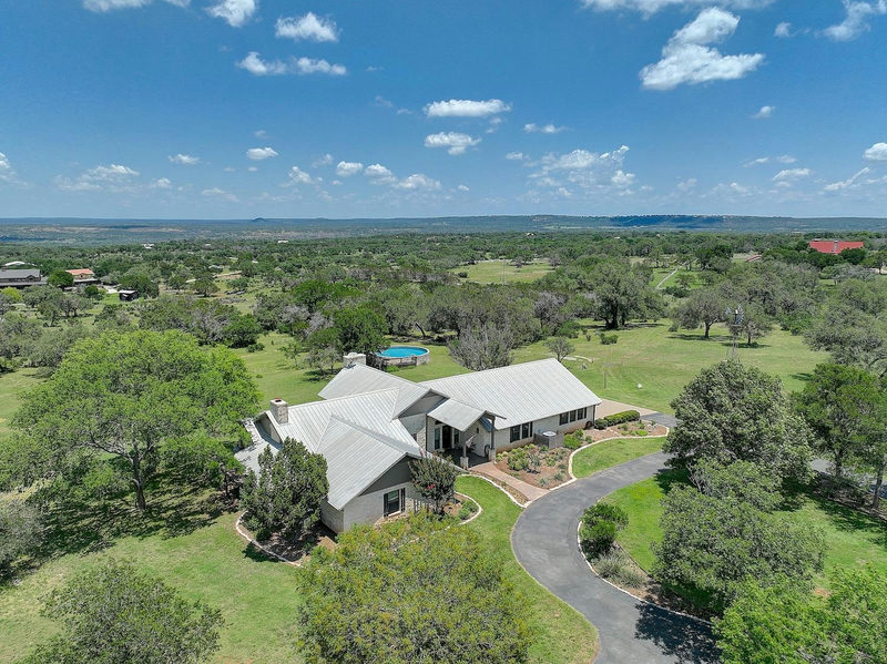 3514 Fm 3509 — exterior