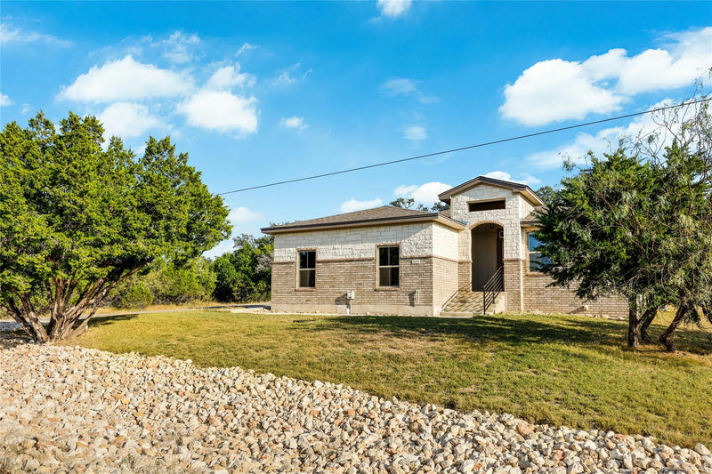 2605 Truman Dr — exterior