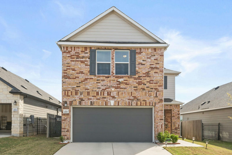 4717 Colmar Dr — exterior