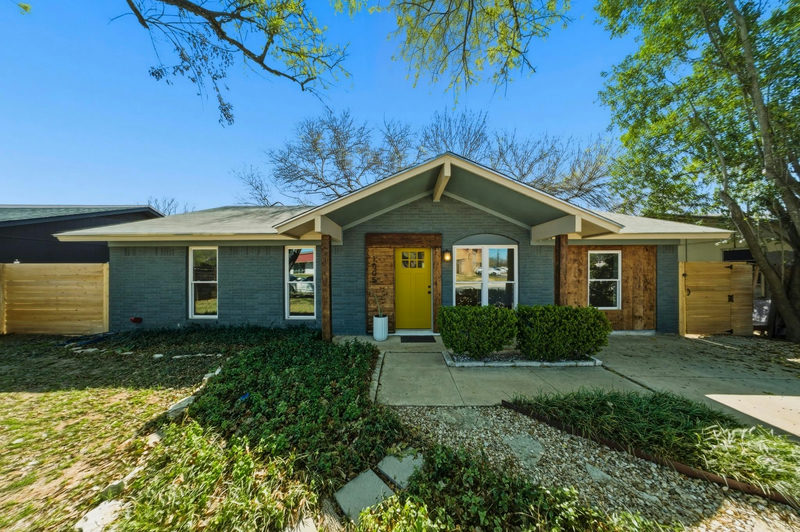 1005 Arthur Stiles Rd — exterior