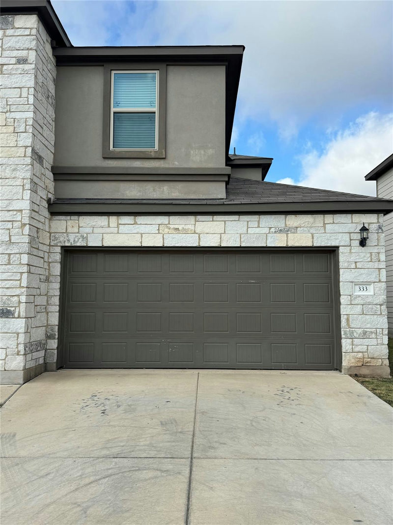 333 Capstone Rd — exterior