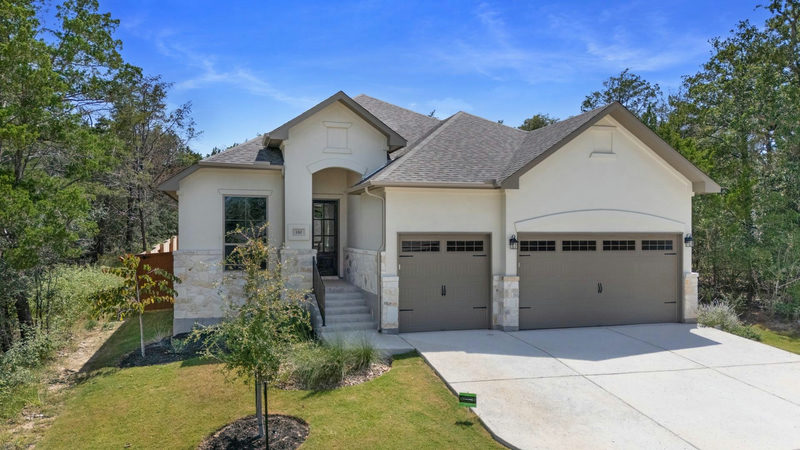 150 William Hersee Dr — exterior