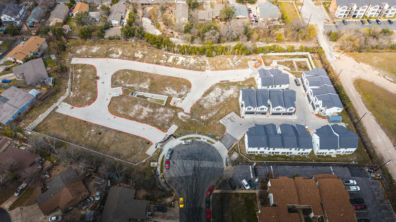 1300 McKie Dr — exterior