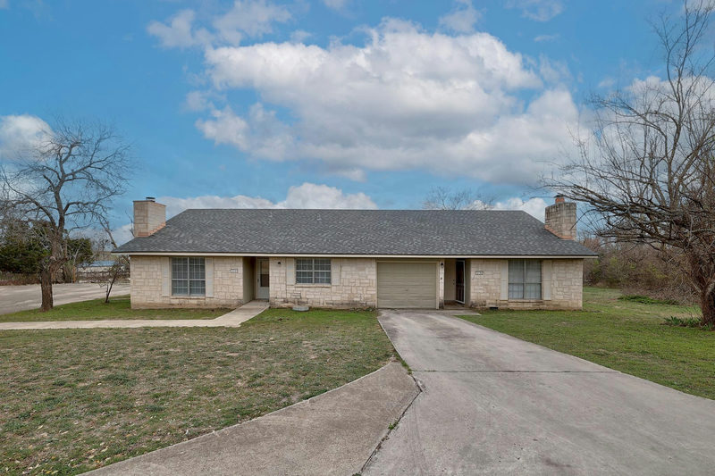 316/318 Highland Estates Dr — exterior