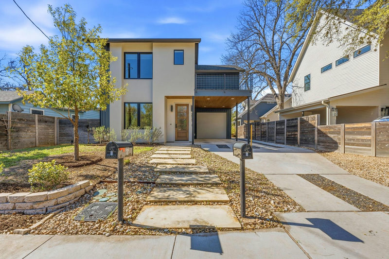2921 Lyons Rd #1 — exterior