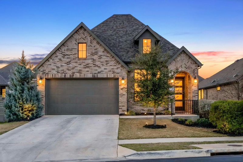 1201 Highcrest — exterior