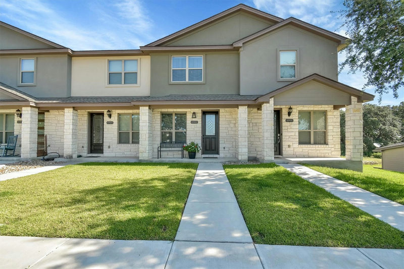 18902 Nicklaus Dr — exterior