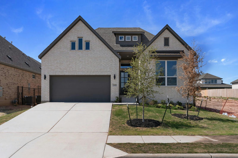 208 Montecido Dr — exterior