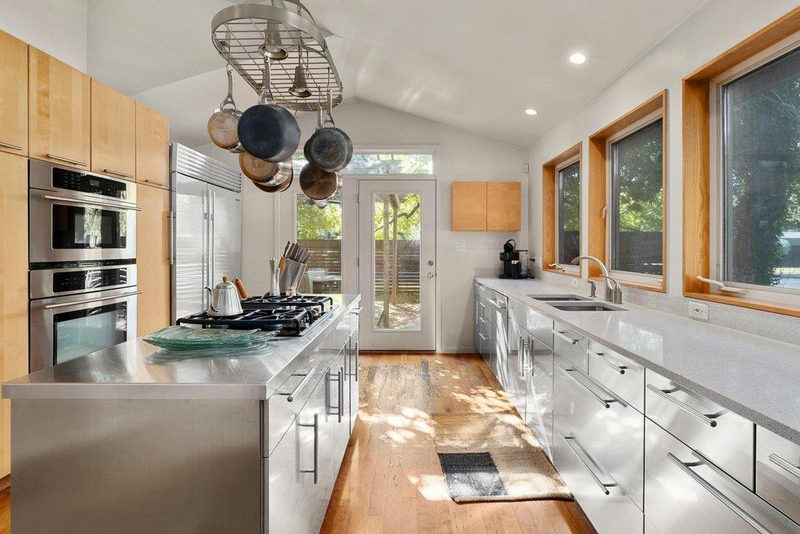 3514 Bridle Path