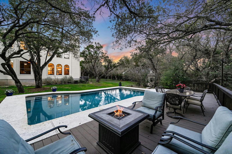 8105 Long Canyon Dr — exterior