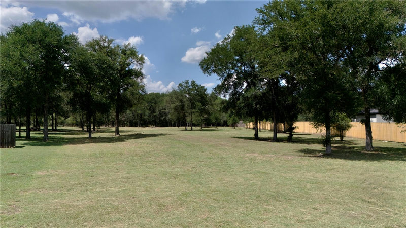 112 Creekwood Trl — exterior