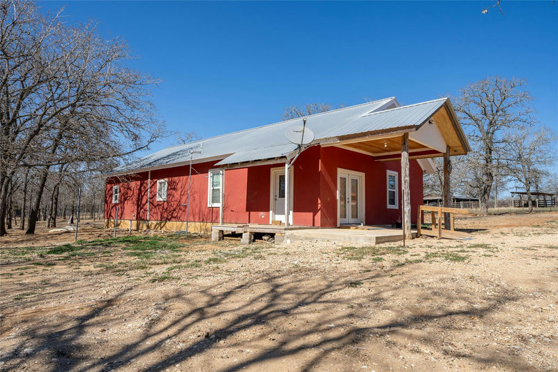 661 Hidden Oak Rd — exterior