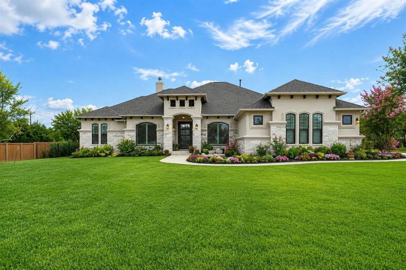 201 Miranda Way — exterior
