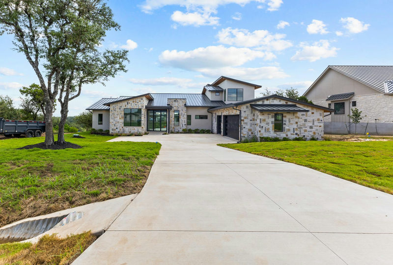 8109 Kuhn Dr — exterior