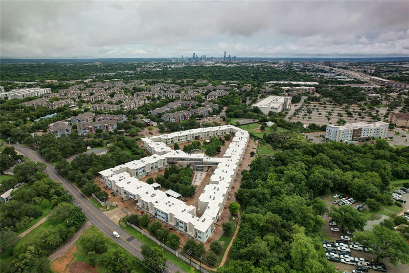 604 N Bluff Dr #101 — exterior