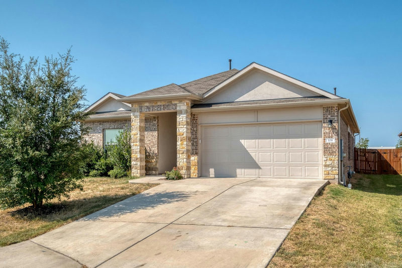 108 Kleberg Ct — exterior