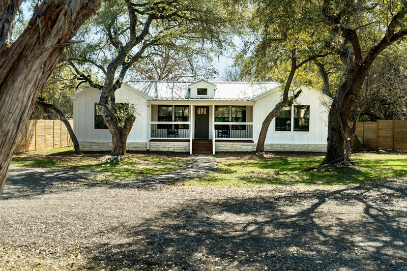 106 Chapparal Cir — exterior