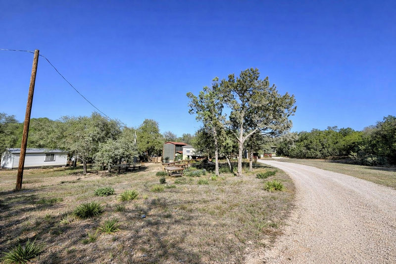 1315 Deer Valley Pass — exterior