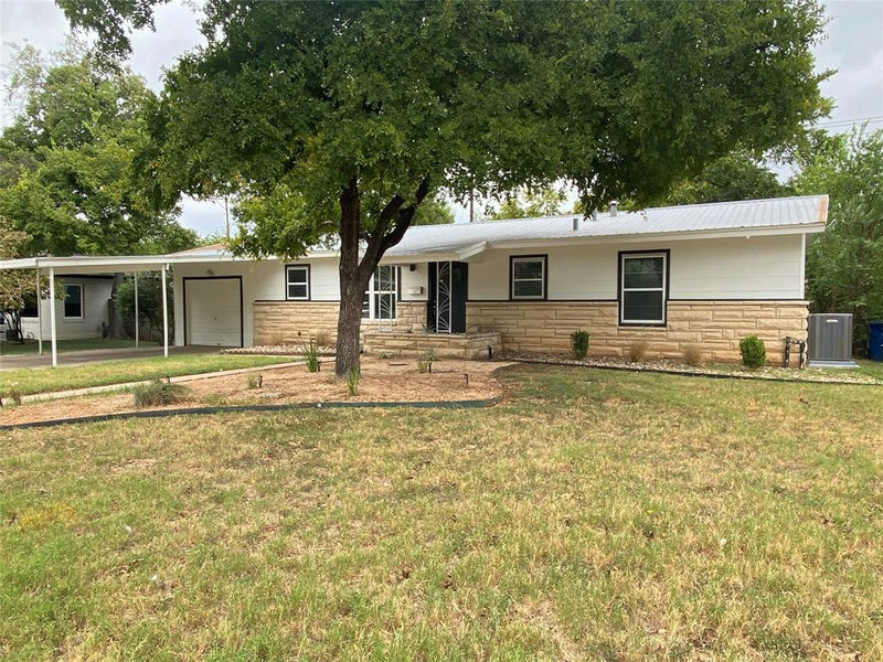 8107 Lazy Ln — exterior
