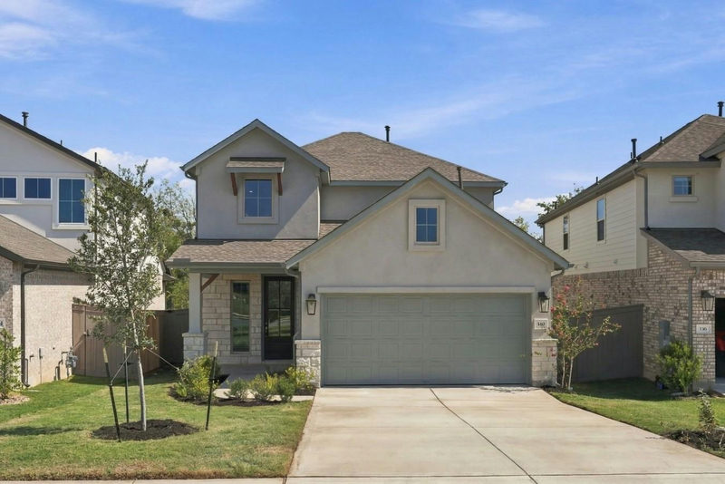 140 Bloomington Loop — exterior