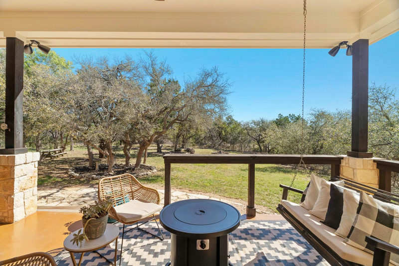 1426 Shelton Ranch Rd — exterior