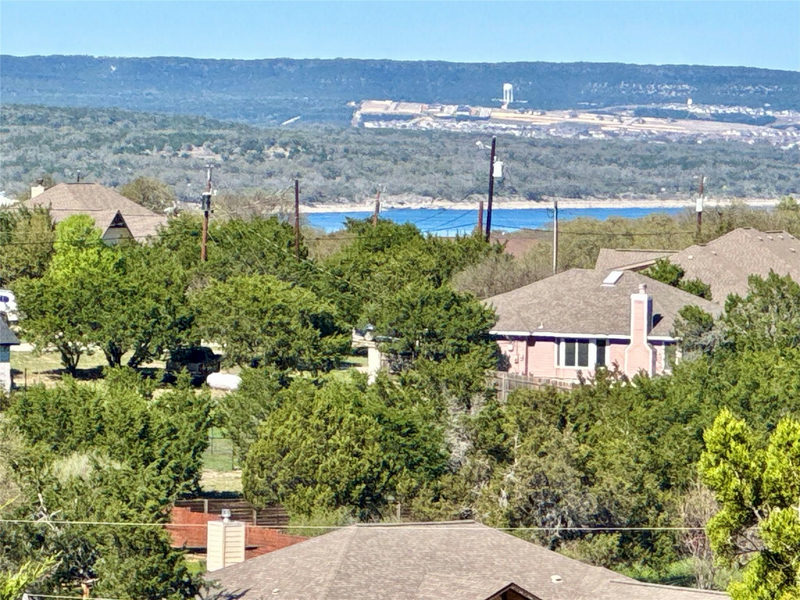 22122 Moulin Dr — exterior