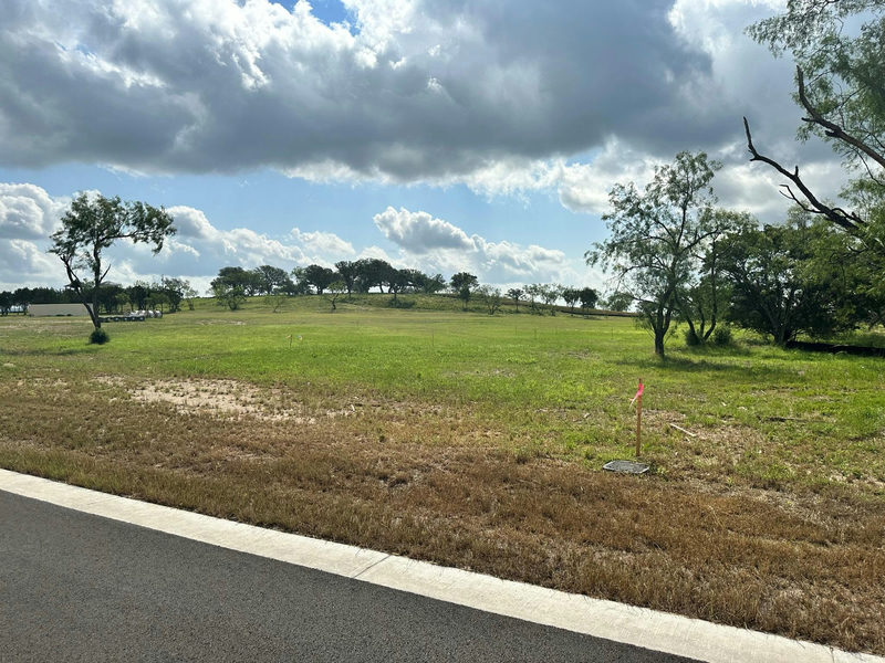 163 Landings Way — exterior