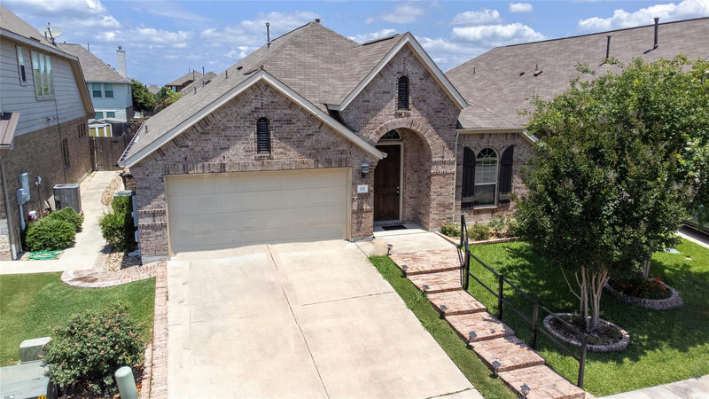 221 Joseph Dr — exterior
