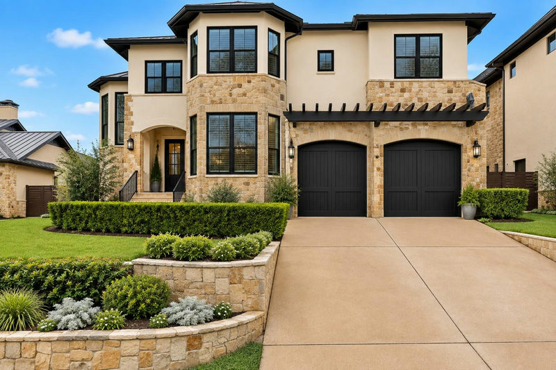 816 Stonewall Ridge Ln — exterior