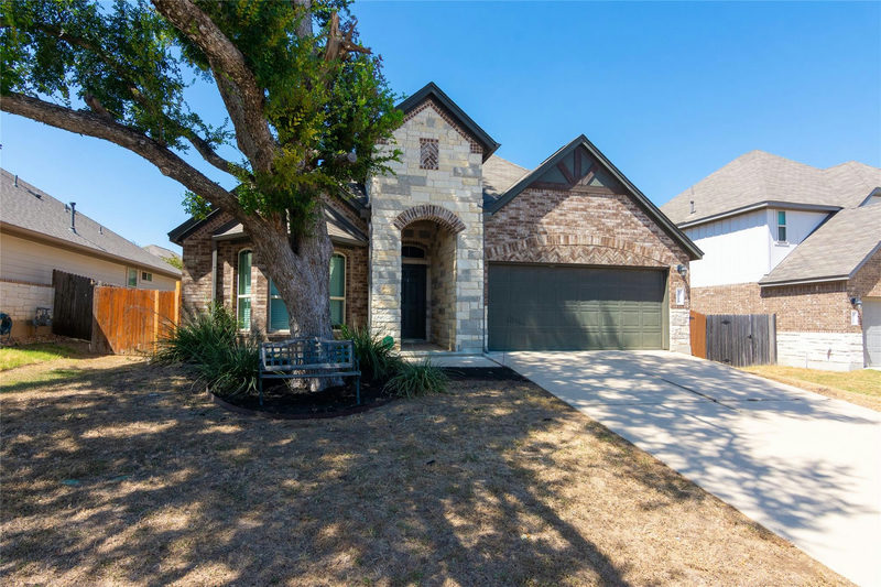 1916 Bobbywoods Ln — exterior