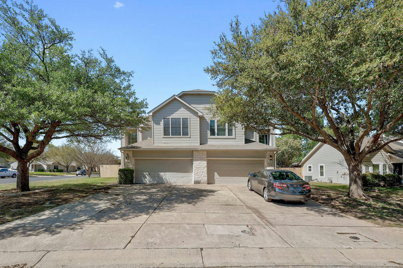 108 Prairie Springs Cv — exterior