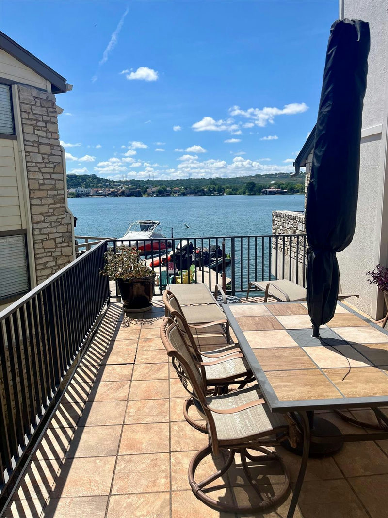 103 Island Dr #8 — exterior