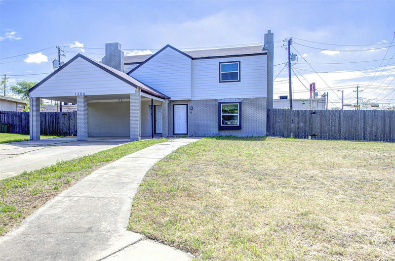 1306 E Saint Johns Ave — exterior