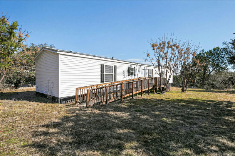 421 S Bear Creek Rd — exterior