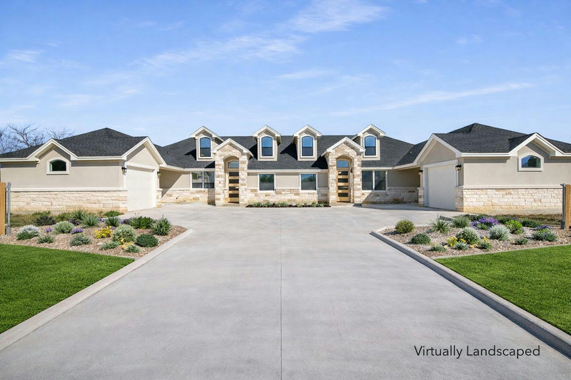 511-513 Lion Dr — exterior
