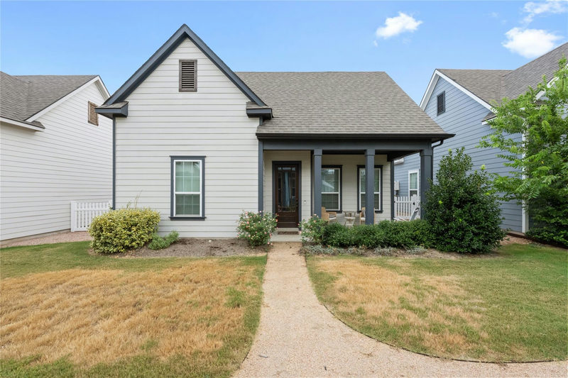 1182 Grant Wood Ave