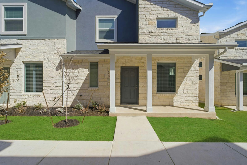 500 Municipal Dr #303 — exterior