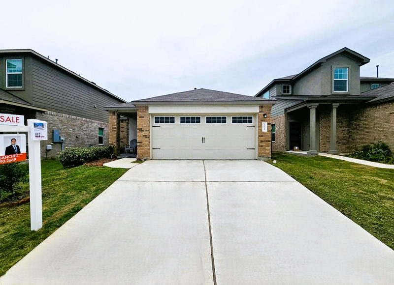 234 Canley Loop — exterior