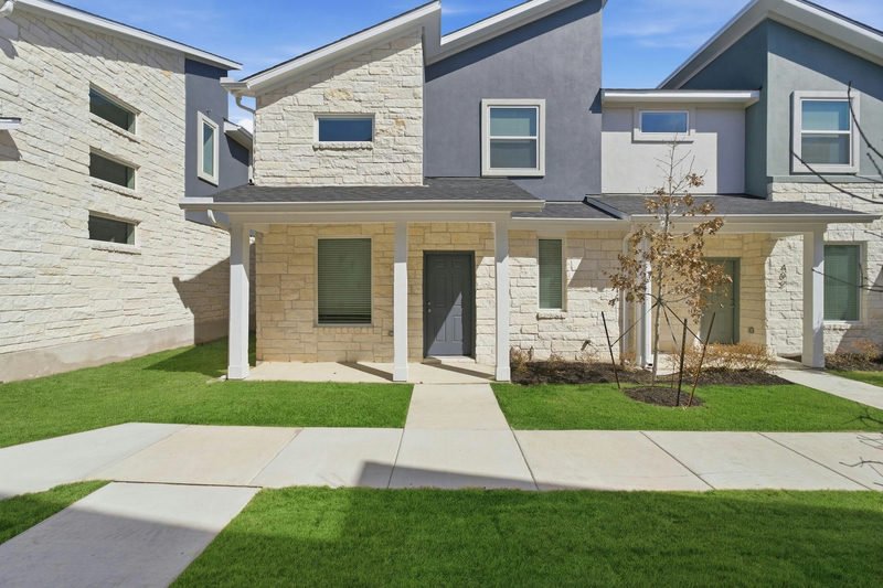 500 Municipal Dr #401 — exterior