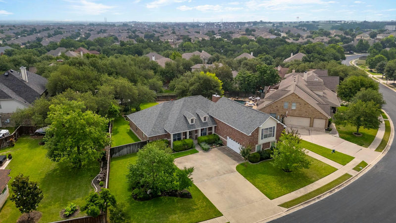 4013 Harvey Penick Dr — exterior