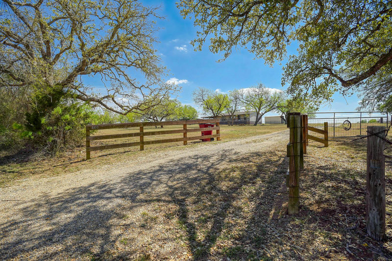 4495 Taylorsville Rd — exterior